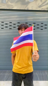 ธงโบกชาติไทย I ก้านลูกโป่งสีขาว I ขนาดมาตรฐาน แข็งแรง ทนแดด