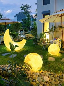 VINCAN | Solar Waterproof Moon Shape Garden Lamp