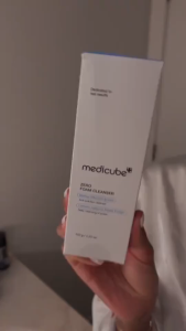 🌙 MEDICUBE Zero Foam Cleanser 120ml With FREEBIES EXP-2027