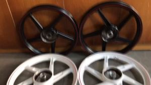 BÁN LẺ 1 CÁI MÂM-VÀNH ĐÚC TRƯỚC HOẶC SAU 6 HAY 5 CÂY THẲNG SÀI ĐÙM NHỎ DREAM THÁI RÁP LÊN ZIN THEO XE(1 CÁI)