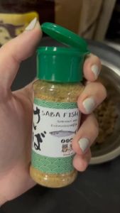 ผงปลาซาบะ โรยอาหาร ทำซุป สำหรับแมวและสุนัข -ไม่ปรุงรส เกรดคนทาน เพิ่มความอยากอาหาร 40g.