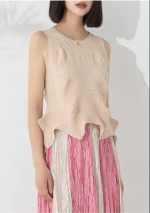 Womens High-Grade Tank Design Bubble Pleated Sleeveless Round Neck Sweater Tank #20240795