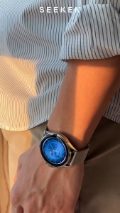 SEEKEN Gravity Gleam Smartwatch for Women | Long Battery Life | Amoled Display | IP67 Water Resistance | Premium Smartwatches.