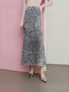 D-PLAY | Gray Popular Glitter Half Skirt