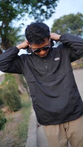 Rown Division Anorak Jaket Darrel Black