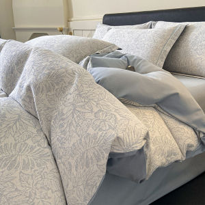 Infant-grade Three-layer Cotton Weave Pattern Bedding Set 4 Pieces