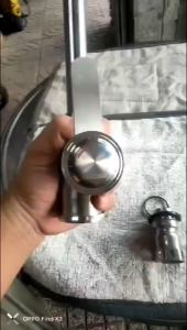 Vòi rửa chén bát Nóng Lạnh inox 304 Thân đúc nguyên khối Xoay bi cực nhẹ 304 mờ