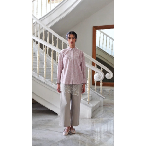 HijabChic Cempaka Top - Kemeja Katun Motif Bunga Elegan