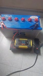 Bộ sạc bình ắc quy 12v dung lượng 2Ah đến 100Ah dòng sạc tối đa 6A tự ngắt khi đầy chống chập/ ngược cực có quạt làm mát