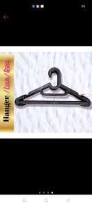 Hanger /Gantungan /Plastik Hitam 1Lusin 12 Pcs Panjang 41 CM