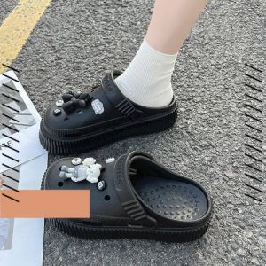 LHshoess  พรัอมส่งเลย รองเท้าแตะแฟชั่นหัวโตวัสดุยางนิ่มใส่สบายเท้า ความสูง1นิ้ว ใส่สวยทรงดี มี5สีให้เลือกสั่งแถมฟรีตัวติดลายน้องหมาสุดน่ารัก