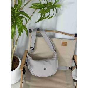 CB832-SF TAS SELEMPANG WANITA CHIBAO 3sleting ((Free DustBag))