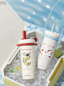 Rhino.life | Aesthetic Design High Capacity Portable Insulated Water Bottle