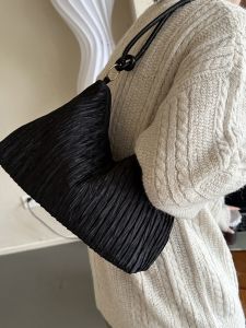 Advanced Texture Baguette Bag Shoulder Underarm Bag Womens Easiest for Match 2023 New Arrival Ins Trendy Retro Messenger Bag Handbag