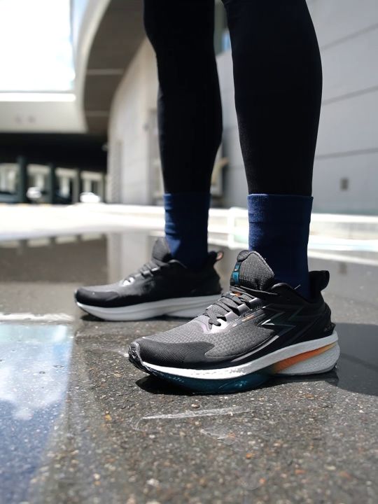 361 Degrees Rainblock 8.0 Men's Running Shoes Lightweight Shock