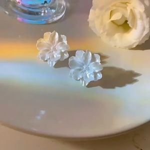 Anting Tusuk Korea Wanita Model Bunga Tindik Flower Earrings Accesories Fashion Aksesoris Anting Hello Girl E45