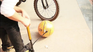 Pompa Angin Portable Mini untuk Bola/Balon/Ban Sepeda/Motor/Pelampung Ringan Serbaguna