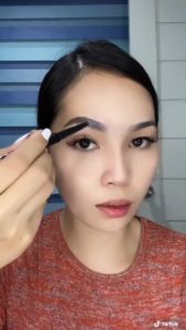 Waterproof Ultra-Fine Eyeliner Fine Liquid Smooth And Even Durable Waterproof Quick Drying Pigmented Easy To Apply Black Natural Makeup Natural Eye Makeup Smooth Eyeliner Even Pigmentation Cosmetics