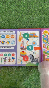 North Parade - 50 Buttons Phonics Sound Book