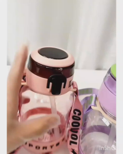 BOTOL MINUM ANAK SEKOLAH TEMPAT AIR MINUM SPORT TALI PANJANG ADA SEDOTAN KAPASITAS 680ML 63123 NEW