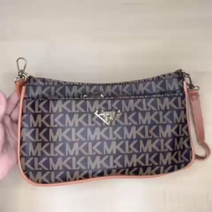 WOMEN SLING BAG PEREMPUAN GIRL SHOULDER BAG HANDBAG WANITA FASHION BAG READY STOCK.