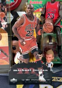 MICHAEL JORDAN 🏀 Mini Standee 🏀 ชิคาโก้ บูลส์ 🏀 ของสะสม 🏀ไมเคิล จอร์แดน 🏀Upper  Deck NBA Chicago Bulls 🇺🇸 Pre-Owned 🏀 ตำนาน เอ็นบีเอ 🏀 MJ 23 Jumpman 🏀 MVP CHAMPION 🏀 สวย ตั้งโต๊ะทำงาน