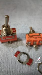 Switch Toggle On Off On Universal 3 kaki 3 pin E-TEN 1122 15A 250VAC