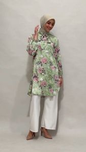 FAME - Tunik Pita Wanita Lengan Panjang Print Light Green - 9211773