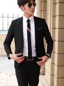 เสื้อกั๊กและเบลเซอร์ผู้ชายระดับพรีเมียม เสื้อกั๊กหลายกระเป๋ามีสไตล์และสะดวกสบาย