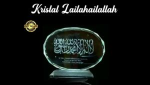 Miniatur Kristal lailahaillallah Kaligrafi Terbaik