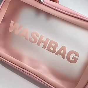 Tas Kosmetik Transparan Washbag: Pilihan Ideal untuk Perjalanan