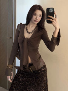 YUEZHONGWEI | French Style V-neck Pleated Long Sleeve T-shirt
