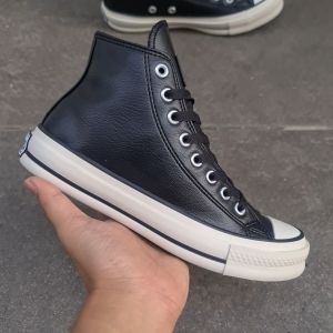 Sneakers Pria Kulit Sintetis Hitam Putih Vintage Obral Sepatu Murah