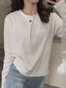2025 Autumn New Korean Style White Long Sleeve T-Shirt Women Loose Minimalist Style Inner Wear Single Button Fashionable Top
