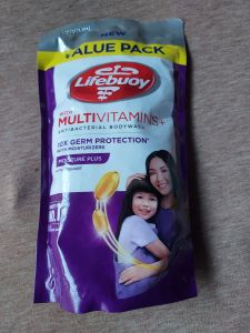 ไลฟ์บอย Lifeboy ครีมอาบน้ำ บอดี้วอช แอนตี้แบคทีเรีย มีกลิ่นอยู่เจ็ดกลิ่น ขนาด 850 ml. สินค้านำเข้าจากต่างประเทศของแท้ 100%