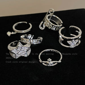 Fashionable Commute Style Saturn Zircon Ring for Women Unique Design Luxury Feel Little Finger Ring New 2025 Fresh out