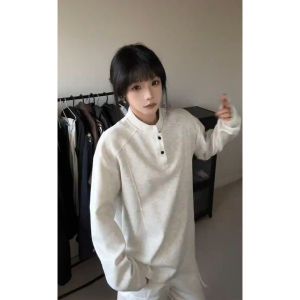 เสื้อยืดคอกลมแขนยาวทรงหลวมสไตล์อเมริกันสำหรับผู้ชาย ฤดูใบไม้ผลิและฤดูใบไม้ร่วง เสื้อเชิ้ตสไตล์ Cleanfit ทรงหลวม
