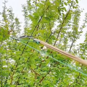 กรรไกรตัดแต่งยอดกิ่งไม้ที่สูง ตัดเก็บผลไม้ที่สูง ตัดยอดสะเดา แต่งยอดมะม่วง ยอดกิ่งไม้ ต้องหาไม้หรือแป๊บต่อสวม เครื่องตัดผลไม้ Telescopic Scissor เครื่องตัดกิ่งสูง