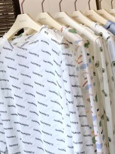 เสื้อยืดผ้าไหมน้ำแข็งฤดูร้อนสำหรับผู้หญิง เสื้อเชิ้ตแขนยาวแบบบางพิมพ์ลายดวงจันทร์ เสื้อชั้นในผ้าตาข่าย เสื้อผ้าทำงานสไตล์เกาหลี