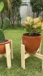 แท่นวางต้นไม้ ทำจากไม้สนแท้ ชั้นวางกระถาง แท่นวางของ