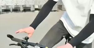 (SET) Tubemask Face Cover Scarf & Arm Sleeve Sun Protector Mountain Road Bike MTB Bicycle Arm Guard