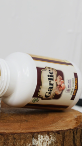 GARLIC Ekstrak Bawang Putih Hitam 100% Original Isi 100 Kapsul Banyak Manfaat BPOM dan Halal MUI