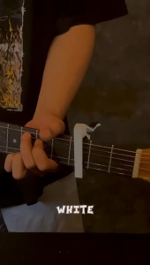 Capo Kapo Penjepit Guitar Gitar Bas Bass Ukulele Bahan Alumunium Metal