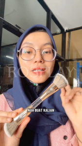 ROSPLAY 4 in 1 Makeup Brush Set Kuas Rias Portable Travel Size Lengkap Wajah Mata Multifungsi
