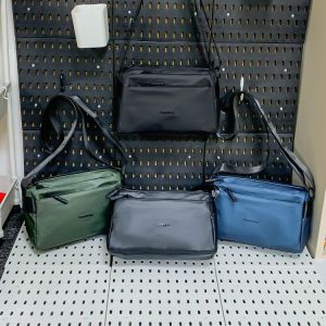 Túi Đeo Chéo Nam 2025 Túi Đeo Vai Đơn Thời Trang Mới Túi Đeo Vai Nhỏ Đi Làm Túi Đeo Vai Du Lịch Túi Đeo Chéo Bằng Da PU