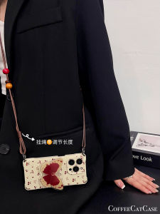 Đế Đỡ Điện Thoại Hình Bướm Màu Đỏ Cổ Điển Có Dây Đeo Chéo Có Thể Điều Chỉnh Cho Apple 16Pro Xiaomi 15 Ultra VIVOX200 Huawei Mate70