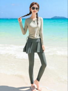 XTEP | Slim Long Sleeve and Pant Two-Piece Swimsuit for Surfing and Diving