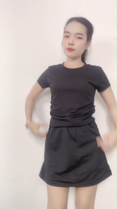 ชุดเซ็ตกระโปรง สไตล์เก๋ๆ สวมใส่เที่ยว