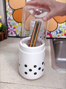 Chopstick Holder Chopstick Fork Spoon Drain Rack Dustproof Chopstick Tableware Storage Basket Kitchen Utensil Storage Rack