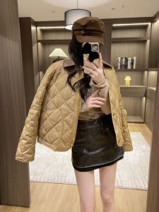 Casual Quilted Leather Collar Short down Jacket Autumn Winter Street Style Straight Cut White Duck Feather Padded Zipper Closure